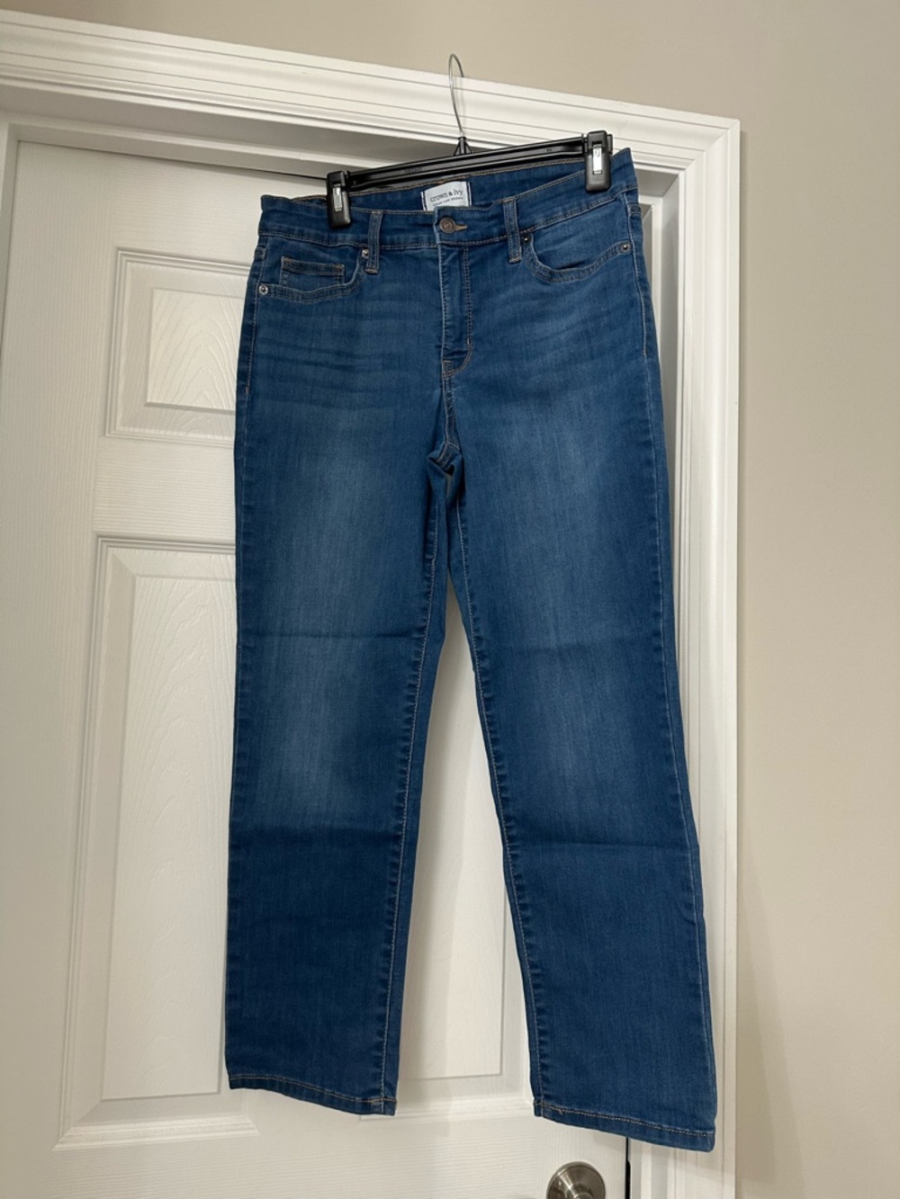 crown & ivy Straight Leg Jeans in Blue Wash